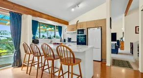 Azimuth - Spacious Family Retreat with City Views - Image 2