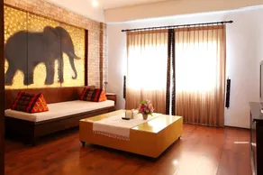 Holiday Garden Hotel - Image 2