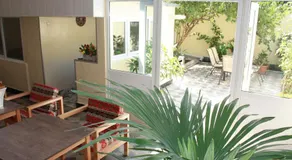 Paradise Hotel - Image 5