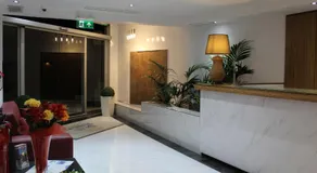 Dean Hamlet Hotel - Image 3