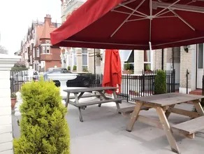 Clapham South Dudley Hotel - Image 3