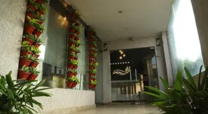 The Blue Lagoon Hotel Premium - Image 3