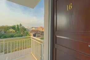 OYO 1542 Yessy Mansion - Image 3