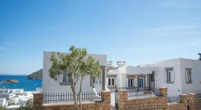 Captain Manos Studio Apartments - Image 5