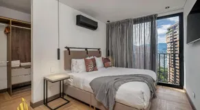 Morph 1002 - Luxe apt in Poblado/AC/BBQ - Image 2