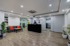 OYO Townhouse 046 Khar West Station - Image 2