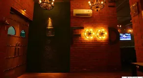 Red inn - Image 4