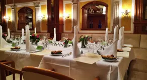 Stadthotel Restaurant Auerhahn - Image 3