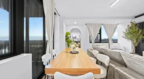 Luxury Oasis Near NYC Met life Sleeps 12 - Image 5