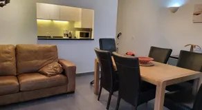 Apartamento primera línea Roses con vistas al mar AV-09 - Image 2