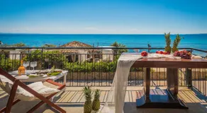 Anastasia Miramar Deluxe Apartments - Image 4