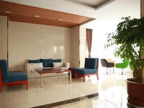 GreenTree Inn Beijing Tongzhou District Ciqu Subway Station Express Hotel - Image 3