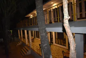 Coconut Garden Beach House - Image 5