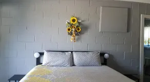 Canton Motel - Image 4