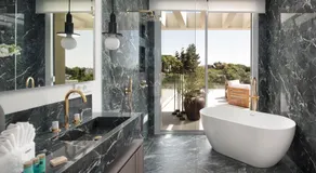 Luxury Villa Alma Pool, Garden & Parking - Image 2