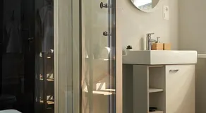 Greenhouse Apartments - Image 2