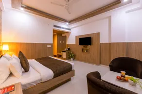 Hotel Atithi Plaza - Image 5