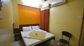 Hotel Madhava - Image 2