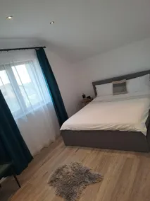 Homestay near motorway - Image 2