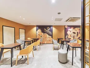 IU Hotel Shenzhen Futian Port Metro Station - Image 5
