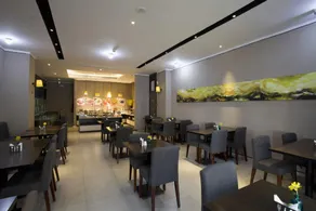 Home Inn Plus (Qingdao Railway Station Zhanqiao) - Image 5