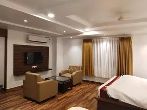 Hotel Vaishnavi Grand - Image 5