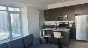 The greatest views in the heart of Mississauga - Image 3