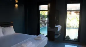 maura beach villas family - Image 2