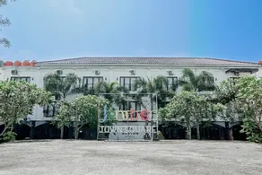 Jember Town Square by Calli Rooms - Image 3