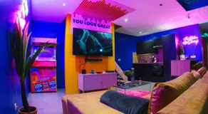 Capsule Boogie-Woogie - JACUZZI - SAUNA - BILLARD - JEUX - ECRAN GÉANT - FILET SUSPENDU - NETFLIX - Image 4