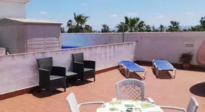 Nice apartment with spacious terrass, park view and rooftop - Image 4