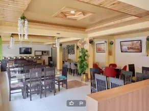 Hunza Grand Motel - Image 2