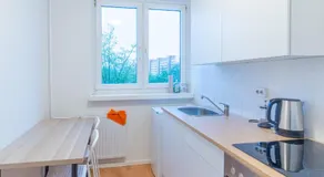 1-5 Zimmer Wohnungen, Einzelbetten - Image 2