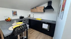 Appartement de charme avec accès piscine - Image 3