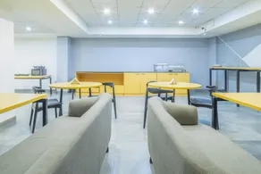 Housr Sector 57 Gurgaon Near Golf Course Extension - Image 2