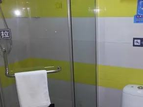 7 Days Inn Baoan Fuyong Branch - Image 5
