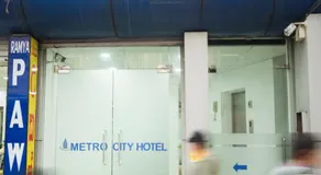 Metro City Hotel - Image 5