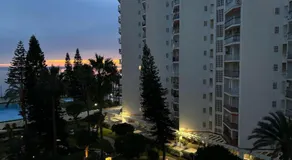 Apartamento premium a pie de playa, con 3 piscinas, mini golf y terraza - Image 3
