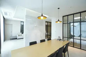 The White Hotel - Image 4