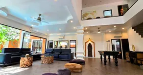TUCHELAND Luxury Pool Villa Pattaya Walking Street - Image 2