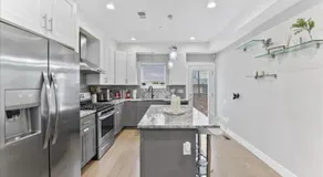 Game Day Luxury South Philadelphia 3BR 3BA Home 9 Min Away From Stadiums - Image 5