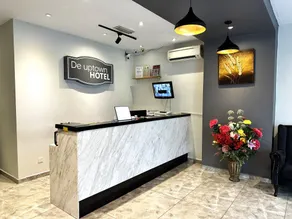 De UPTOWN Hotel @ SS2 - Image 3