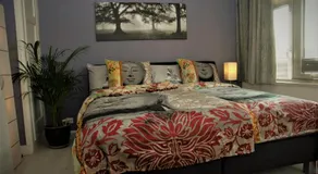 Sam's Place - Image 2