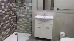 Large 3 bedroom - central Bugibba - Image 5