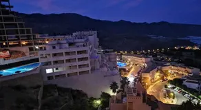 Sybarix Apartment: Precioso apartamento con vistas al golf y el mar - Image 2
