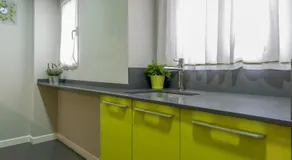 Apartamento Plaza de Castilla II - Urbano con Estilo y Funcional - Image 5