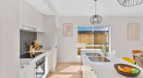 Amazing 4 rooms House near SpringField Lakes - Image 3