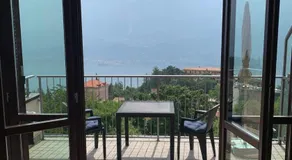 La Quiete 56 Lake view Apartment by Gardadomusmea - Image 4