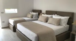 Golden View Residence - Image 2