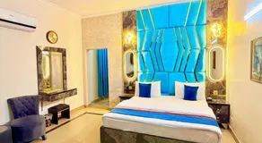 New Pakeeza Hotel - Image 2